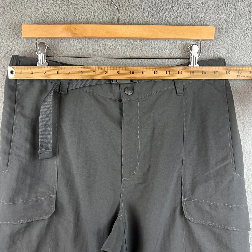 The North Face Mens Convertible Cargo Hiking Pants Gray Nylon Zip Off XL